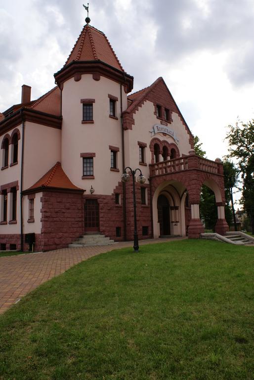 Villa Bergera Dzierżoniów エクステリア 写真