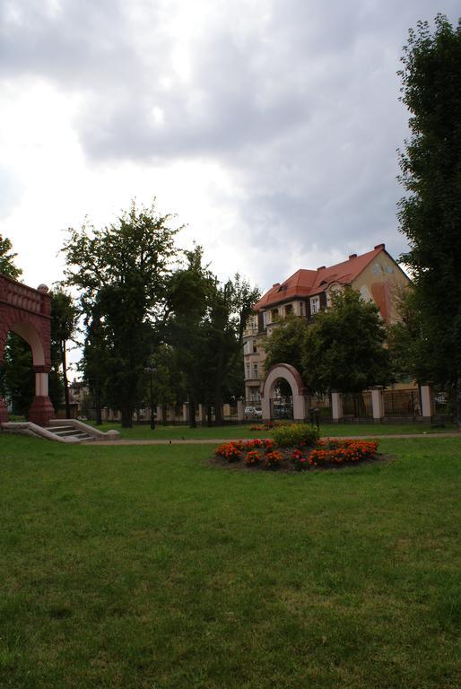 Villa Bergera Dzierżoniów エクステリア 写真